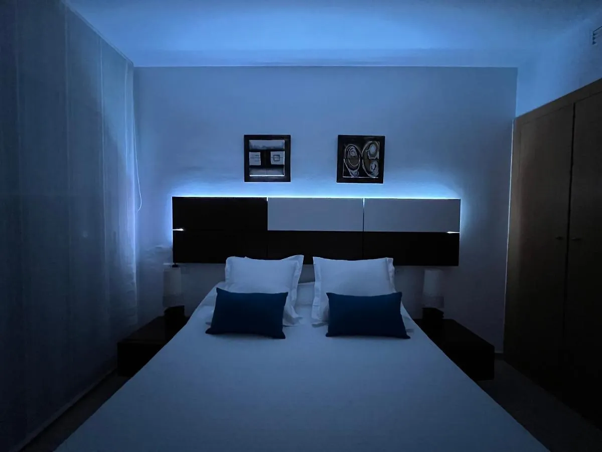 Blau Apartamento Frente A Los Canales Y Las Puestas De Sol De Roses