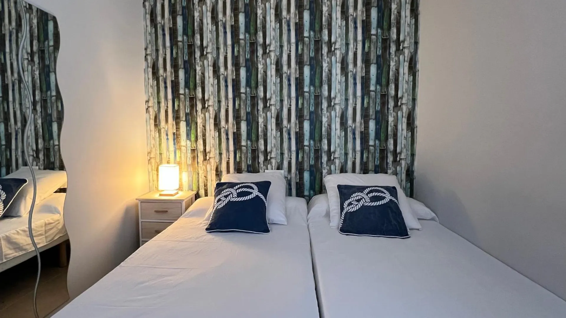 Blau Apartamento Frente A Los Canales Y Las Puestas De Sol De Roses Španělsko